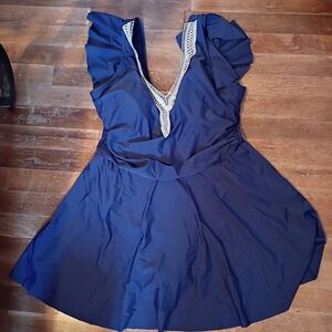 Blue Lace‑Trim One‑Piece Swimsuit – Size XL